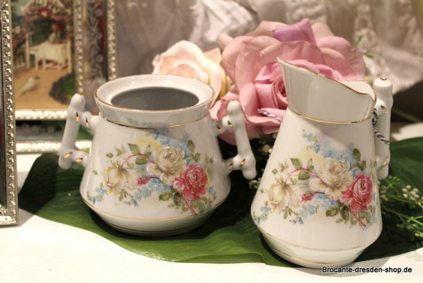 VERKAUFT Antike Porzellan Milch und Zucker Set Rosen aus Schlesien um 1900