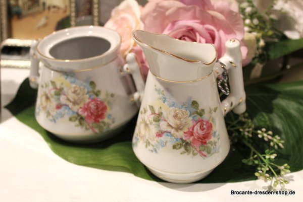 VERKAUFT Antike Porzellan Milch und Zucker Set Rosen aus Schlesien um 1900