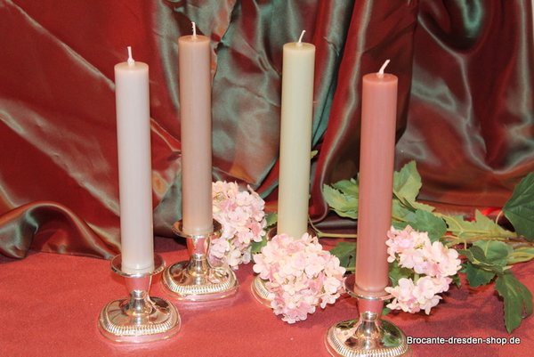 4 Kerzenständer mit Perlrand  im Geschenkverpackung Original aus der Zeit, Versilbert