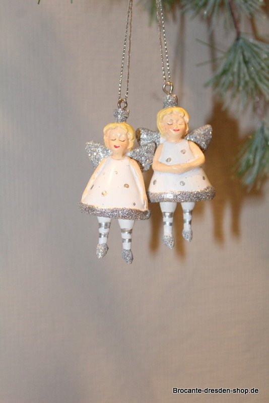 Weihnachtsdekoration silber weisses Engelpärchen zum Aufhängen mit Tanzbeinchen